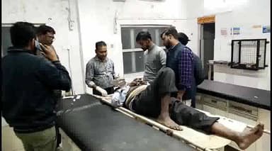 इटावा: परसुपुरा में खेत से घर जा रहे बाईक सावार शख्स गिरकर गंभीर रूप से घायल जिला अस्पताल में इलाज जारी