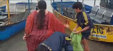 गढ़मुक्तेश्वर: गढ़मुक्तेश्वर के ब्रजघाट स्थित घाटों पर नेह नींड़ के छात्रों ने चलाया सफाई अभियान, लोगों ने की सराहना