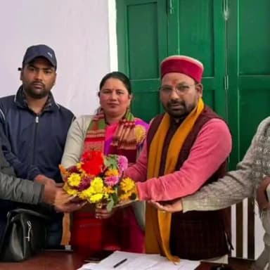 थराली: थराली विधानसभा से विधायक भूपाल राम टम्टा ने "विकसित भारत संकल्प यात्रा" के तहत कुलसारी में सहभागिता कर दी जानकारी