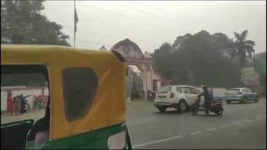 गोरखपुर: भारतीय जनता पार्टी युवा मोर्चा ने गोरखपुर विश्वविद्यालय गेट पर लगाया मतदाता जागरूकता कैंप, जिला उपाध्यक्ष ने दी जानकारी