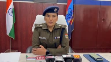 चमोली: बद्रीनाथ धाम में सुरक्षा व मास्टर प्लान के तहत संचालित कार्यों के चलते दिसंबर माह तक पुलिस फ़ोर्स भी रहेगा तैनात : एसपी