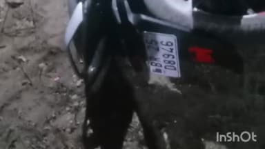 खिजरसराय: महुअरी लखन डाक के पास अज्ञात वाहन की चपेट में आने से बाइक सवार एक युवक की हुई मौत व एक युवक की हालत गंभीर