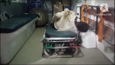 बिहार: खारणैया पुल के पास अनियंत्रित होकर नदी में गिरने से बाइक सवार व्यक्ति हुआ जख्मी