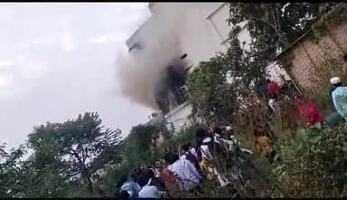 अररिया जिला स्तित 1 इंडिया मोल में आज शाम आग लग गया,