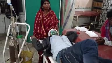 गोपालगंज: दिघवा में दो बाइकों की टक्कर में बाइक सवार एक युवक हुआ जख्मी, इलाज के लिए सदर अस्पताल में कराया गया भर्ती