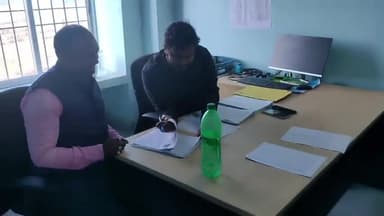 सोनभद्र बंशी सुर्यपुर: बंशी प्रखंड निर्वाचन कार्यालय का BPRO ने किया निरीक्षण