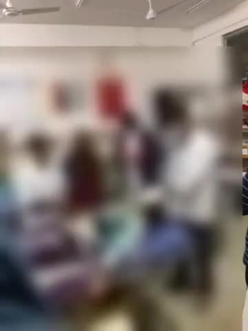 पंडरिया: खैरडोंगरी में 16 वर्षीय किशोरी ने अज्ञात कारण से जहर सेवन कर आत्म हत्या करने की कोशिश किशोरी की हालत गंभीर इलाज जारी