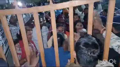 अंबिकापुर: अंबिकापुर विधानसभा सीट की काउंसलिंग को लेकर BJP महिला मोर्चा का हंगामा, 94 वोट से हारने की बात नहीं मान रहे कांग्रेसी