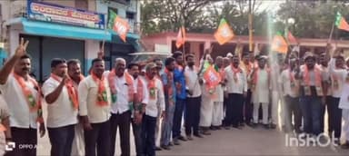 ಮುಂಡರಗಿ: ಮತದಾರರಿಂದ ಉಚಿತ ಗ್ಯಾರಂಟಿಗಳ ತಿರಸ್ಕಾರ: ಪಟ್ಟಣದಲ್ಲಿ ಶಾಸಕ ಡಾ.ಚಂದ್ರು ಲಮಾಣಿ