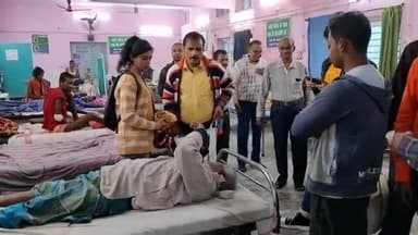 बेगूसराय: सदर अस्पताल में सामाजिक संगठन ने देश के प्रथम राष्ट्रपति डॉ राजेन्द्र प्रसाद की जयंती पर मरीजों के बीच किया फल का वितरण