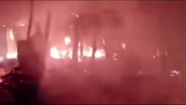 चोरौत: चंद्रसेना गांव में चार घरों में लगी आग, गैस सिलेंडर भी हुआ ब्लास्ट