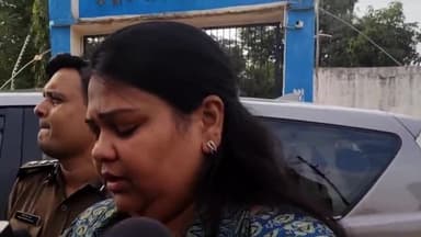 हज़ारीबाग: लोकनायक नारायण केंद्रीय कारा हजारीबाग में उपयुक्त नैंसी सहाय ने किया निरीक्षण दी जानकारी।