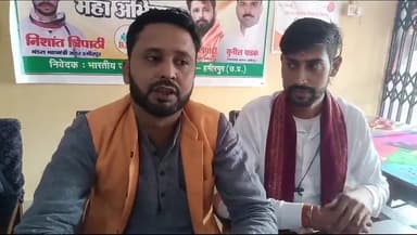 हमीरपुर जिले के #वोटर_चेतना_महा_अभियान
राजकीय बालिका इंटर कॉलेज, हमीरपुर
आकाश त्रिपाठी जिलाध्यक्ष 
@hareeshraj34