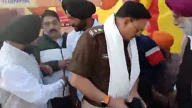 रामपुर: स्टार चौराहे पर वीर खालसा सेवा समिति ने यातायात जागरूकता हेतु कार्यक्रम का किया आयोजन, जिला पुलिस अधीक्षक ने की शिरकत