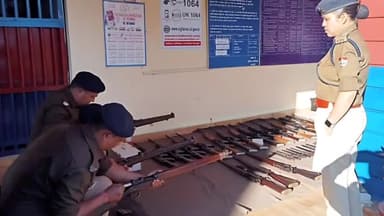 चमोली: थाना गोपेश्वर में DSP ऑपरेशन नताशा सिंह ने महिला फरियादियों की फरियाद को तत्काल निस्तारित करने के दिए निर्देश