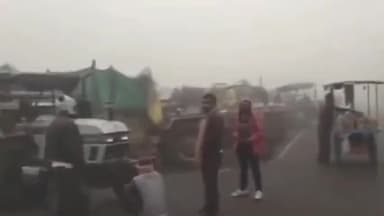 रायसेन: रायसेन कृषि उपज मंडी छोटी होने के कारण किसानों को हो रही परेशानी,लेट की जाती है तुलाई, खुले आसमान में सोने को मजबूर