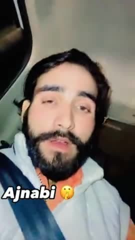 Ajnabi 🤫

Respect Girls help poor help animals 

#apsgurjar #car #night #drive #old #oldsongs