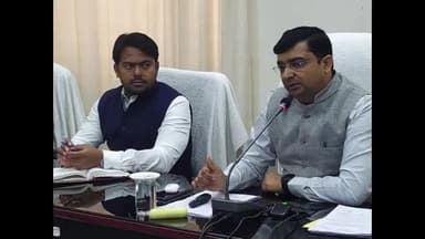 पूर्णिया पूर्व: डीएम की अध्यक्षता में समाहरणालय सभा कक्ष स्थित जिला कृषि टास्क फोर्स की समीक्षा बैठक की गई