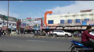 जावरा: जावरा बस स्टैंड पर एक कार को एक बोलेरो वाहन ने पिछेसे टक्कर मारी थाने में केस दर्ज