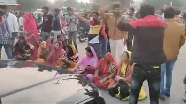 दलौदा: राजपूत समाज ने महाराणा प्रताप चौराहे पर किया प्रदर्शन, सुखदेव सिंह की हत्या के विरोध में तहसीलदार को दिया ज्ञापन