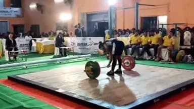 राजनांदगांव: शहर की अंतर्राष्ट्रीय वेटलिफ्टिंग खिलाड़ी ज्ञानेश्वरी ने जिले का नाम किया रोशन पश्चिम बंगाल कोलकाता में जीता गोल्ड मेडल