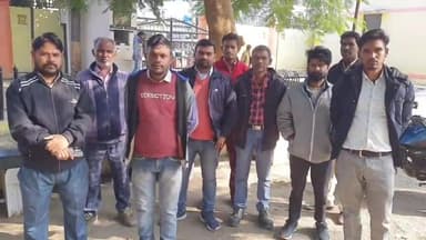 रामपुर: ग्राम तिरहा में विवाहिता ने फाँसी लगाकर की आत्महत्या, मायके वालों ने हत्या का लगाया आरोप, ज़िला अस्पताल में कराया गया PM