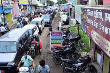 गोटेगांव: अवैध अतिक्रमण को हटाने नगर पालिका की राजस्व टीम में चलाया अभियान हटाया गया अवैध अतिक्रमण