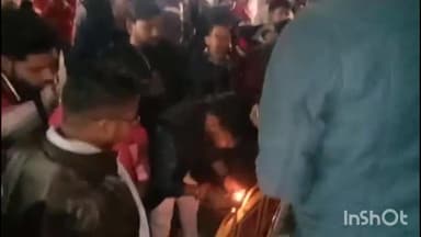 लखीमपुर: संकटा देवी चौराहे पर क्षत्रिय समाज के लोगों ने राष्ट्रीय करणी सेना के अध्यक्ष सुखदेव सिंह गोगामेड़ी को दी श्रद्धांजलि