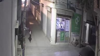 हिसार: आजाद नगर से बाइक चोरी करके गए चोरों ने करीब 4 घंटे बाद वापस उसी जगह पर खड़ी करके हुए फरार, पुलिस ने मामला किया दर्ज