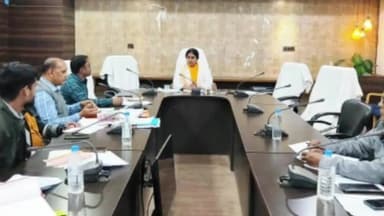 कांकेर: कलेक्ट्रेट सभाकक्ष में जल जीवन मिशन को लेकर हुई बैठक, कलेक्टर ने 42 ठेकेदारों को जारी किया कारण बताओ नोटिस