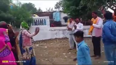 लाडली बहनों द्वारा जासोडा में वीरेन्द्र सिंह लंबरदार जी विधायक बंडा का किया आत्मीय स्वागत 
#rahulsinghjamuniya