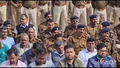 धनबाद/केंदुआडीह: उप राष्ट्रपति के आगमन को लेकर के बिरसा मुंडा स्पोर्ट्स कांप्लेक्स में उपायुक्त एसएसपी ने अधिकारियों को किया फाइनल ब्रीफ