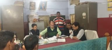 बलरामपुर समाचार मां पाटेश्वरी देवी विश्वविद्यालय के लिए जमीन की खरीद फरोख्त शुरू 4 किसानों ने विश्वविद्यालय के लिए जमीन किया बैनामा राजपाल उत्तर प्रदेश द्वारा नामित संयुक्त सचिव प्रेम कुमार पांडे के नेतृत्व में हुई यह कार्यवाही अपर जिलाधिका