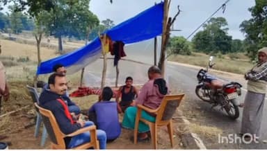 अंबिकापुर /उड़ीसा के सीमावर्ती चेक पोस्ट पर ड्यूटी से लगातार नदारत है कई कर्मचारी