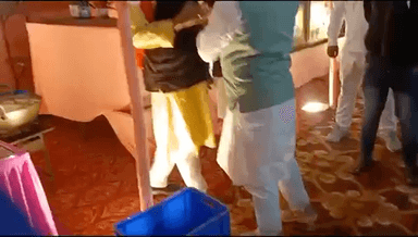 कल बाढ़ में बड़े भाई #अन्नू भैया की बहन की विवाहोत्सव में शामिल होकर वरवधू को बधाई और सुखद नवदाम्पत्य जीवन की शुभकामनाएँ दिया ॥