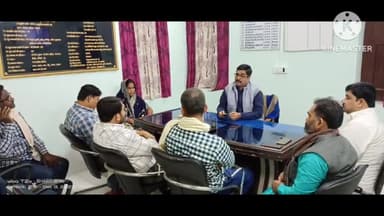 गढ़पुरा: यूजर चार्ज कनेक्शन को लेकर प्रखंड कार्यालय में BDO हरिमोहन कुमार की अध्यक्षता में मुखिया संघ की हुई बैठक