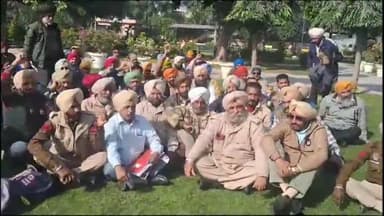 ਪਟਿਆਲਾ: ਛੋਟੀ ਬਾਰਾਂਦਰੀ ਵਿੱਚ ਹੋਮ ਗਾਰਡਜ਼ ਐਸੋਸੀਏਸ਼ਨ ਵੱਲੋਂ ਆਪਣੀਆਂ ਮੰਗਾਂ ਨੂੰ ਲੈਕੇ ਪੂਰੇ ਦਿਨ ਸਰਕਾਰ ਖਿਲਾਫ ਕੀਤਾ ਪਿੱਟ ਸਿਆਪਾ
