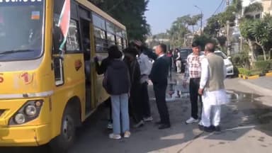 करनाल: न्यायपुरी से पूर्व सांसद स्वर्गीय पंडित चिरंजीलाल के स्मृति दिवस के लिए बड़ी संख्या में कांग्रेसी पानीपत के लिए रवाना