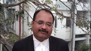 रामपुर: सोमवार को MP MLA कोर्ट में पूर्व सांसद जयाप्रदा के विरुद्ध गैर जमानती वारंट जारी किए गए