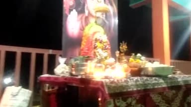 मुआरघाट पर मां नर्मदा जी की महाआरती हर्ष और खुशी के साथ संपन्न हुई सभी नर्मदा भक्तों के द्वारा  नर्मदे हर जिंदगी भर