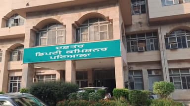 ਪਟਿਆਲਾ: ਡਿਪਟੀ ਕਮਿਸ਼ਨਰ ਨੇ ਕੁੱਤਿਆਂ ਦੇ ਵੱਢਣ ਦੀਆਂ ਘਟਨਾਵਾਂ ਦੇ ਮੱਦੇਨਜ਼ਰ ਅਧਿਕਾਰੀਆਂ ਨਾਲ ਕੀਤੀ ਮੀਟਿੰਗ