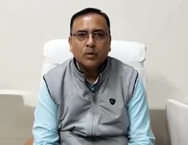 आरपीएफ की टीम ने 38 लाख 35 हजार की चांदी के साथ दो युवक पकड़े........
 #GwaliorBreaking #viral #news #viralreels #viralv