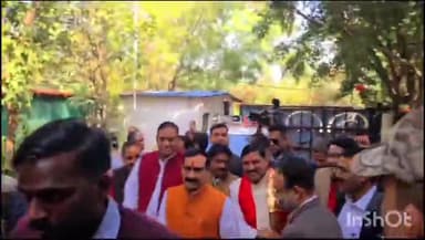 नरोत्तम मिश्रा से मुलाकात करने पहुंचे  नए सीएम