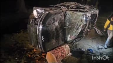 चौरीचौरा: कुसमी में पेड़ से टकराई कार कई घायलों की हालत गंभीर