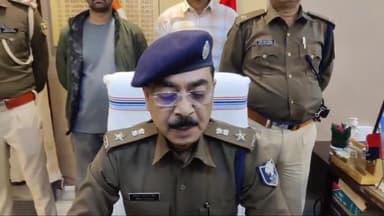 अररिया: एसपी अशोक कुमार सिंह के निर्देश पर जिले के विभिन्न थाना क्षेत्र से अलग-अलग मामले के 90 अभियुक्तों को किया गया गिरफ्तार