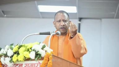 गोरखपुर: महायोगी गोरखनाथ विश्वविद्यालय में मुख्यमंत्री योगी आदित्यनाथ ने तीन दिवसीय राष्ट्रीय संगोष्ठी का किया उद्घाटन