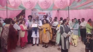 कालका: विकसित भारत संकल्प यात्रा जनसंवाद का पिंजौर ब्लाक के गांव खैडावाली लेही में पहुंचने पर हुआ भव्य स्वागत