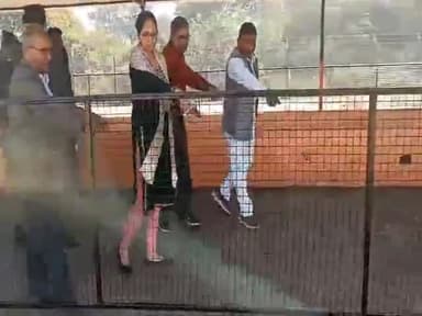 हरदोई: सीडीओ ने उच्च प्राथमिक विद्यालय बावन और आरसी सेंटर का किया निरीक्षण,गन्दगी मिलने पर सचिव को कारण बताओ नोटिस