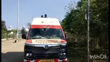 पन्ना: कलेक्ट्रेट में 108 एम्बुलेंस चालको ने किया हंगामा, अपनी विभिन्न मांगों को लेकर कलेक्टर के नाम तहसीलदार को सौंपा ज्ञापन