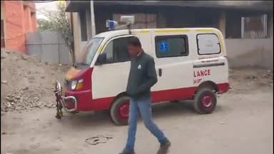 बेतिया: पिपरा दिउलिया गांव में 17 वर्षीय युवक ने की खुदकुशी, जीएमसीएच में कराया गया पोस्टमार्टम।